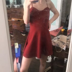 Maroon/dark red midi dress